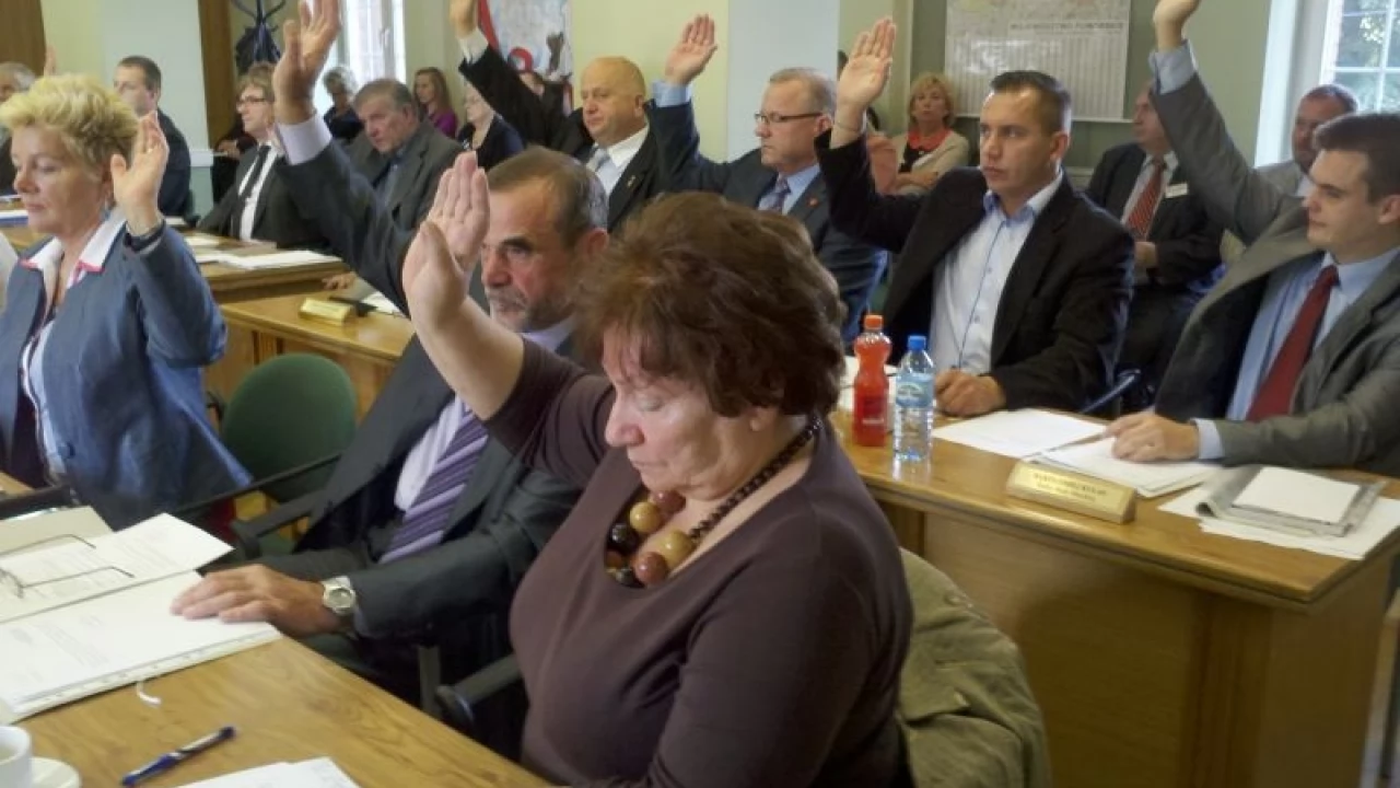 Miejscy radni byli na "tak" - teraz w powiecie zdecydują, czy przekażą drogi miastu
