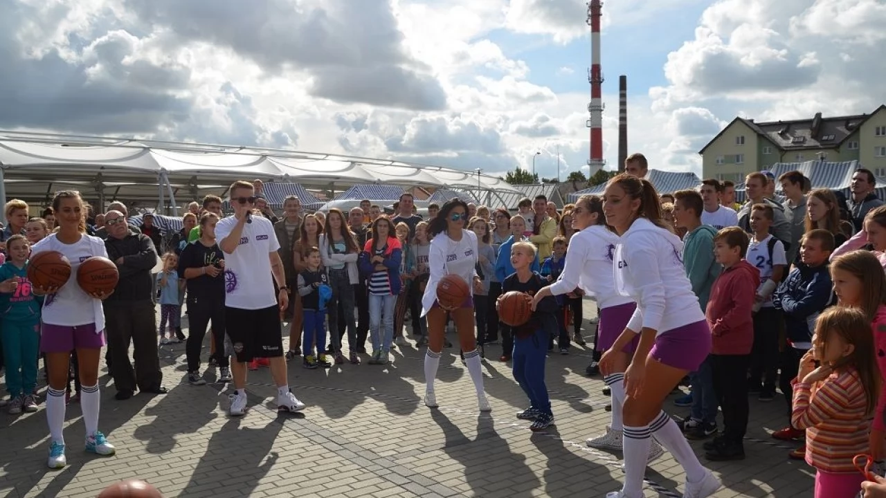 60 tabletów i 100 piłek wywalczył Pelplin w "Bitwie Miast"