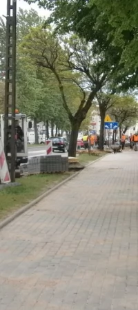 Fragment nowego chodnika przy ul. Wojska Polskiego