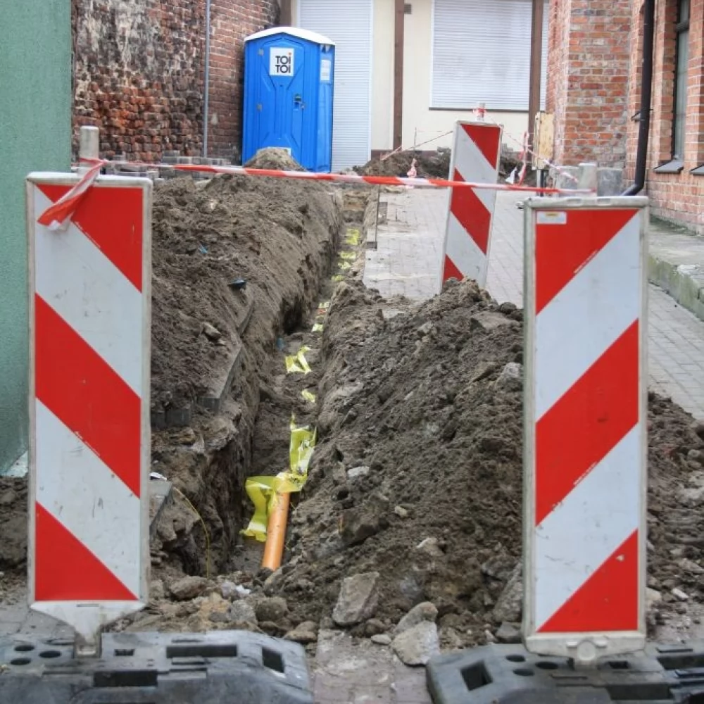Trwa wymiana sieci gazociągowej na gniewskim Starym Mieście