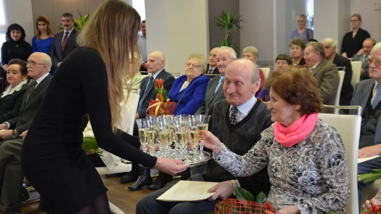 Nawet 65 lat razem! W USC świętowały pary małżeńskie