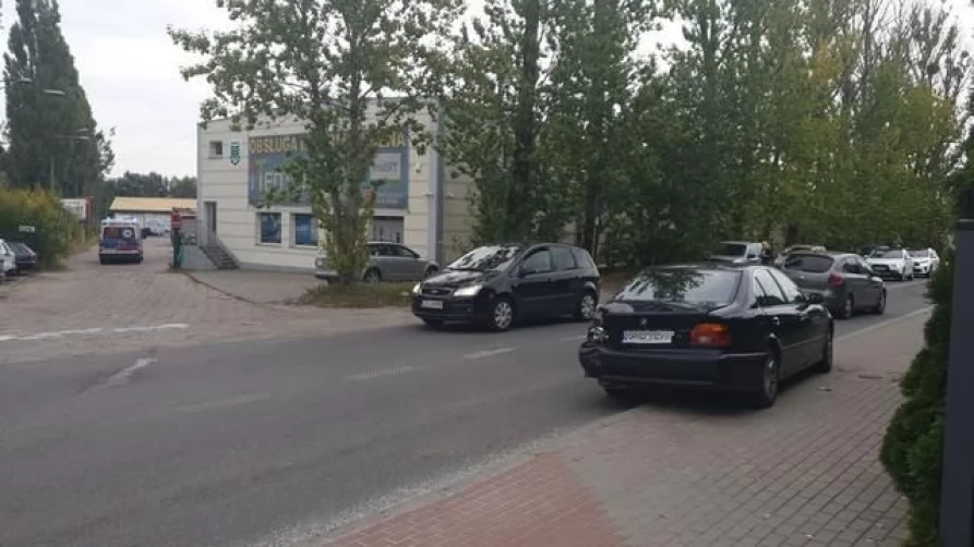 Wypadek na skrzyżowaniu z Głowackiego