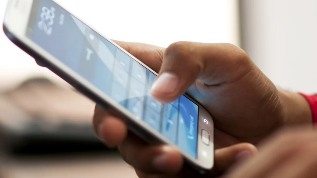 "Nękają mnie telefonami". Firmy windykacyjne usiłują wyłudzić dane
