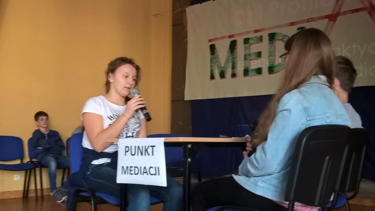 Gimnazjum nr 1 wprowadzi program mediacji rówieśniczych