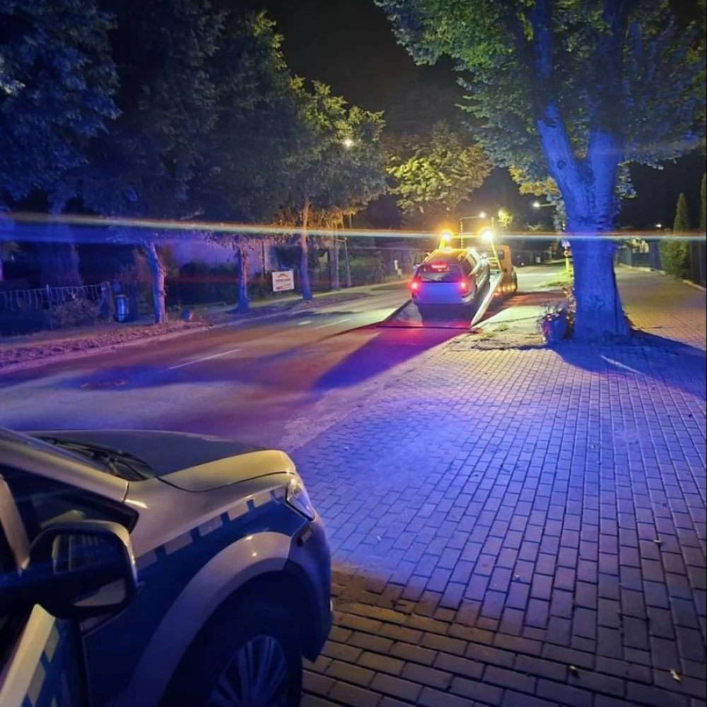 Wsiadł za kierownicę mimo sądowego zakazu. 40-latek zatrzymany