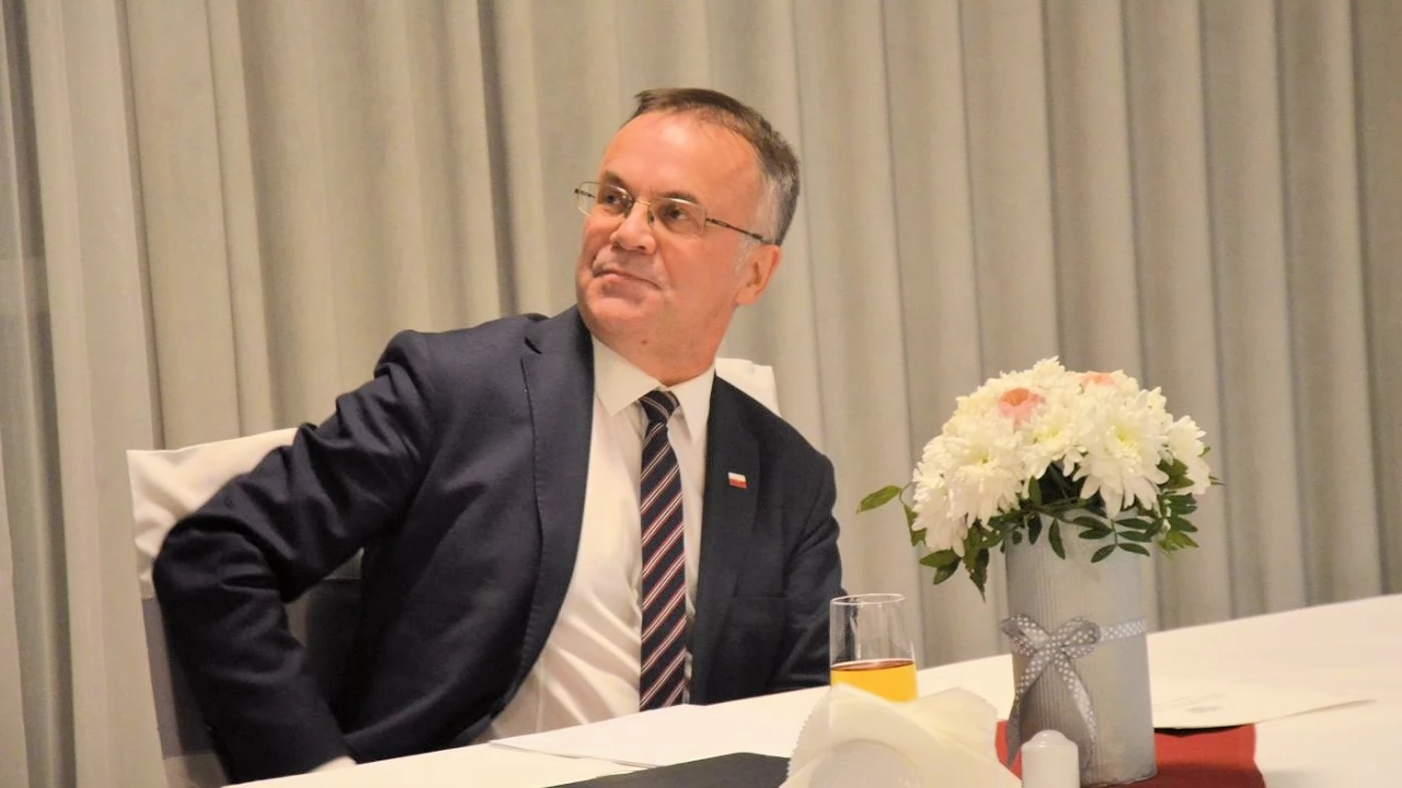 Jak wiceminister kultury, Jarosław Sellin, widzi przyszłość Mostu Tczewskiego?