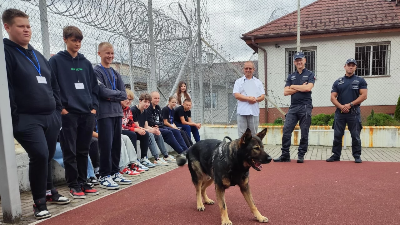 Uczniowie ze Swarożyna w areszcie w Starogardzie