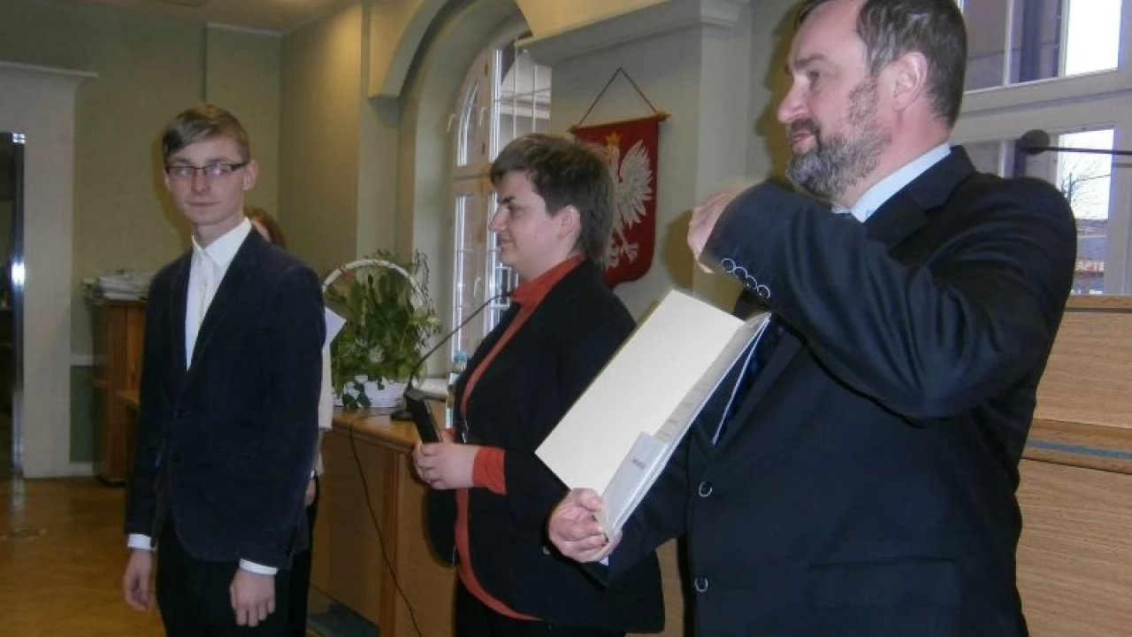 Młodzi i zdolni wyróżnieni. Ratusz przyznał nagrody dla uczniów i studentów