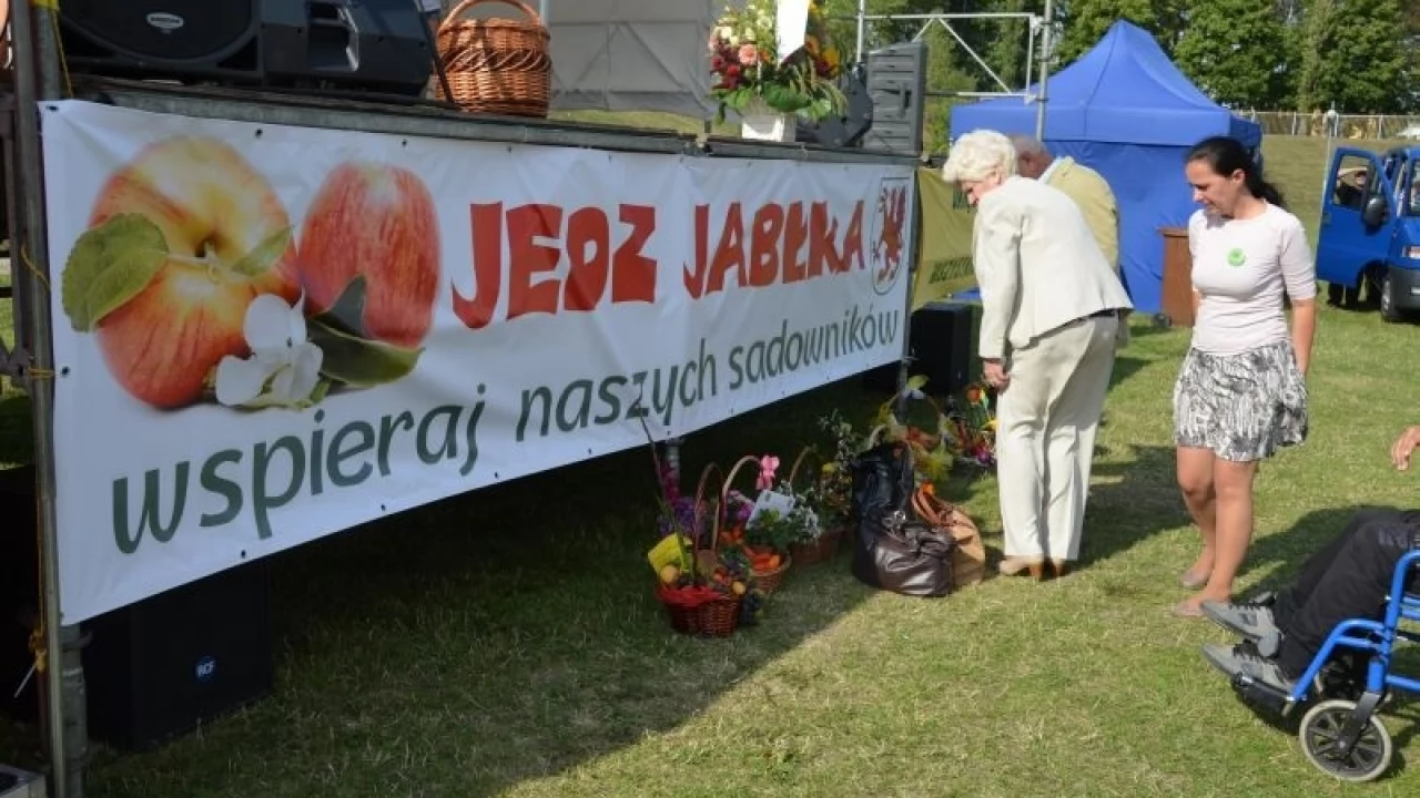 Ruszyła akcja "Jedz jabłka, wspieraj naszych sadowników"