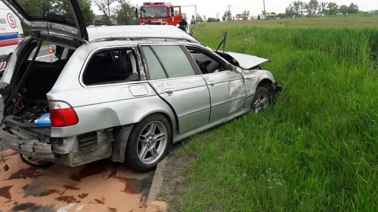 Dachowanie na dk 91. W BMW matka z dwójką dzieci