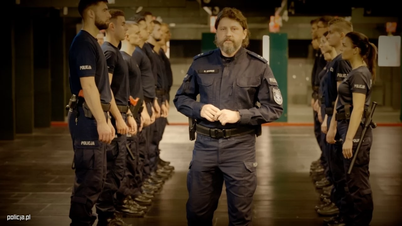 Jak wygląda kurs podstawowy w Szkole Policji?