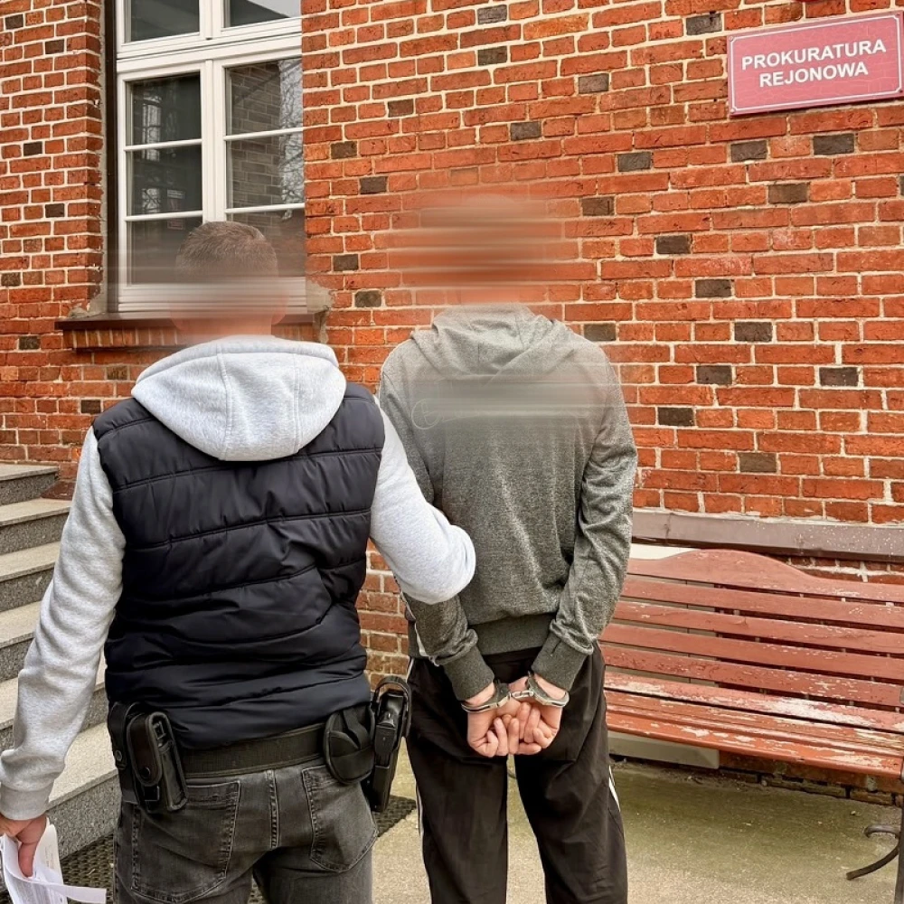 Kryminalni zatrzymali 36-latka z am*etaminą. Na*kotyki znaleźli także w jego mieszkaniu
