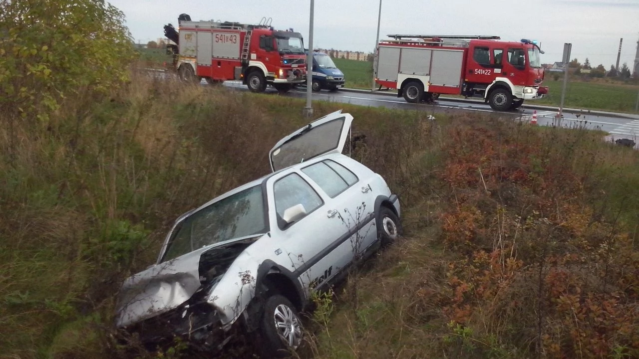 Pelplin. Trzy osoby ranne w wypadku na obwodnicy
