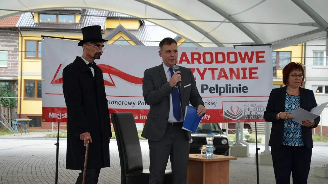 Pelplin. Mieszkańcy i włodarze czytali "Lalkę"