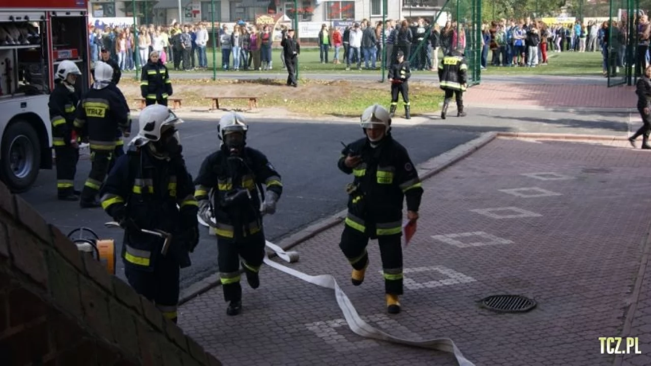 Czarlin. Poważnie poparzony mężczyzna w wyniku pożaru