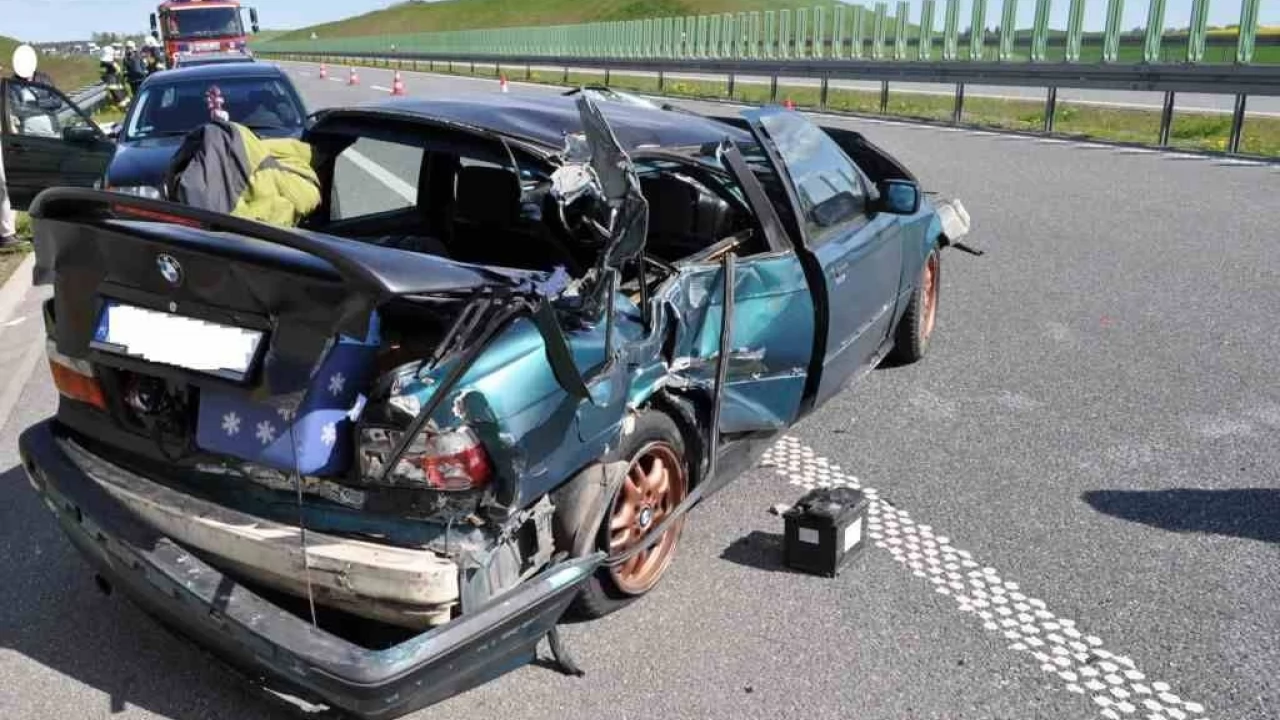 Wypadek na A1. Dwie osoby ranne