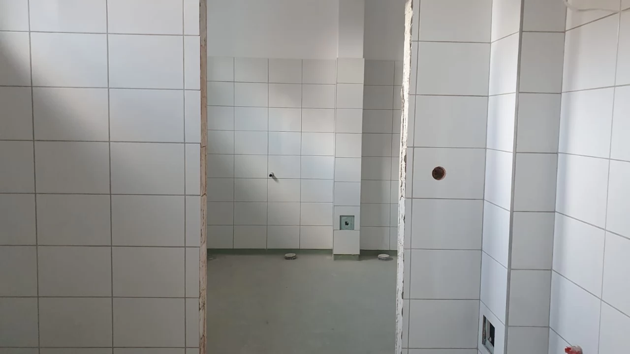 Rozbudowa szkoły podstawowej w Gniewie trwa