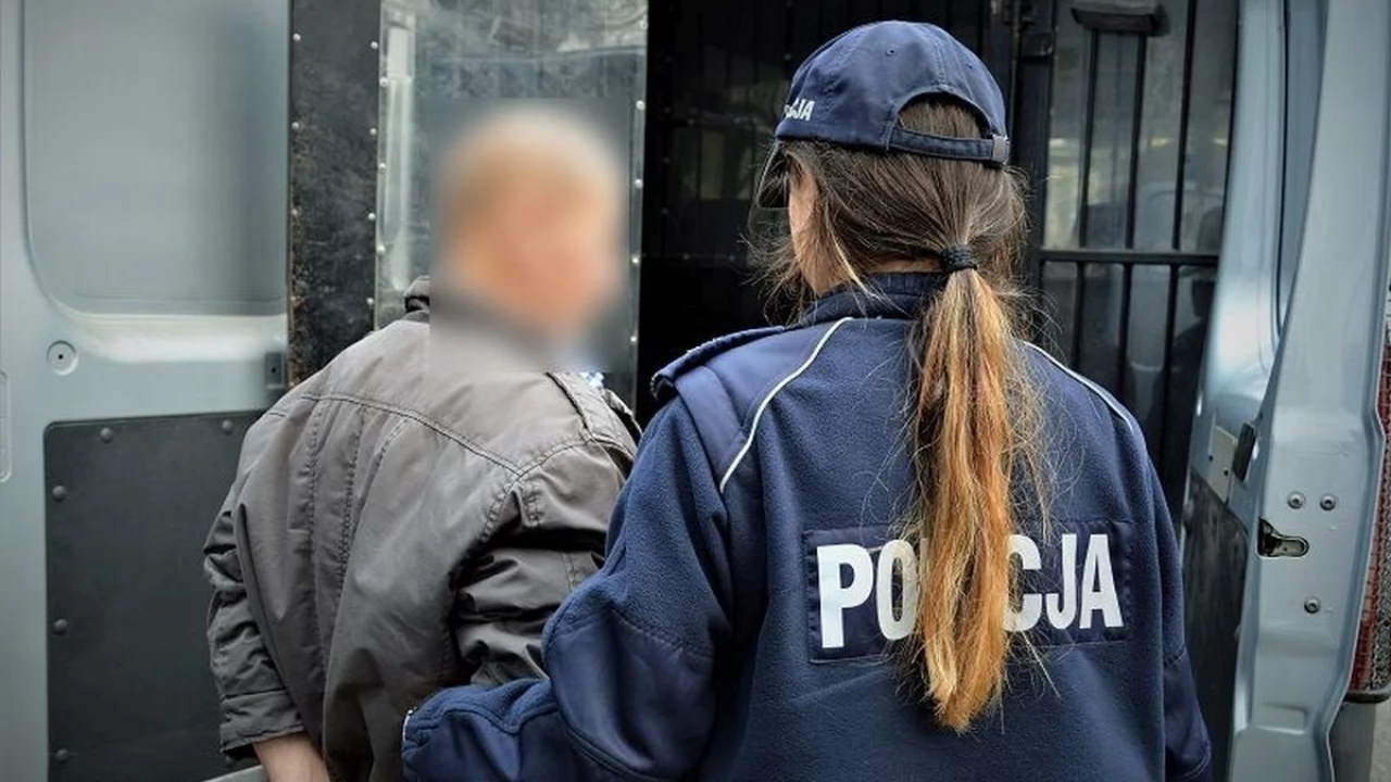 Zażył tabaki podczas rozprawy - spędzi cztery dni za kratami za obrazę sądu