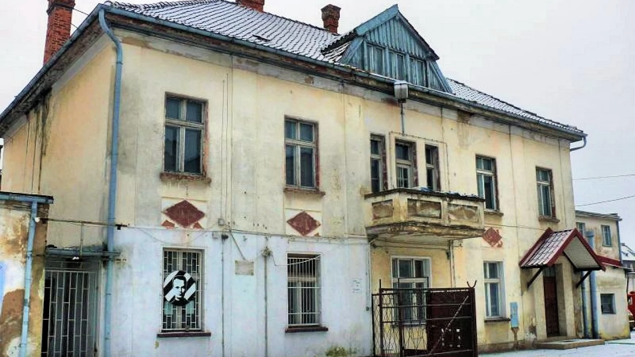 Były poseł postuluje powstanie w Tczewie muzeum Grzegorza Ciechowskiego