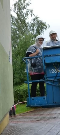 Mimo kapryśnej aury dzisiaj ruszyły prace nad muralem
