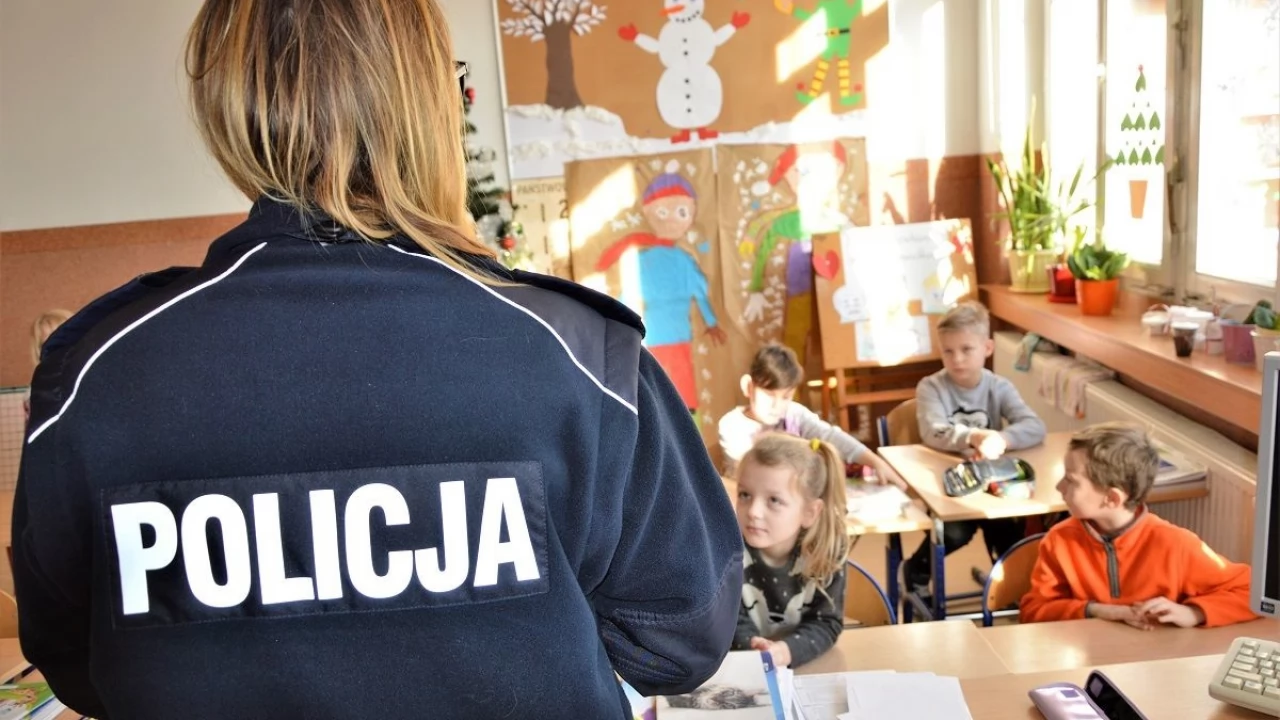 Tczewscy policjanci przygotowywali dzieci na ferie