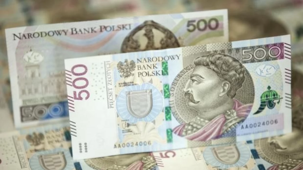 Od lutego świadczenie Rodzina 500 plus będzie można dostać w jednym banknocie