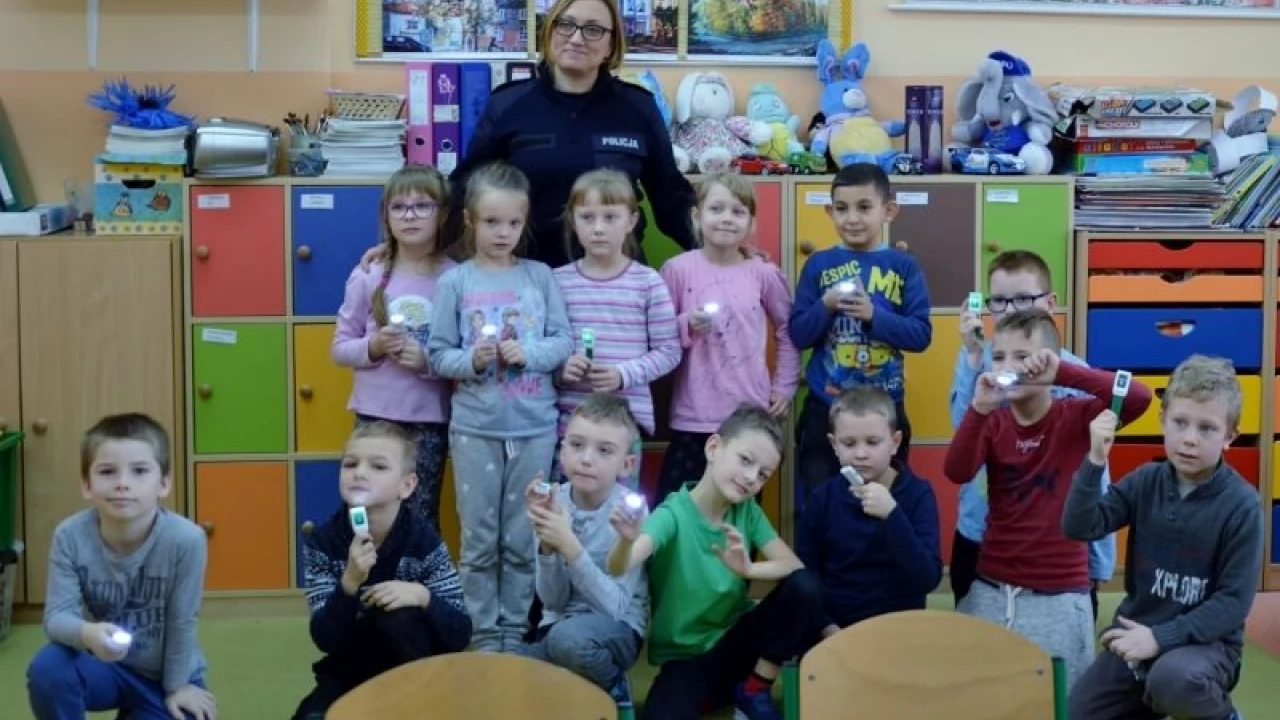 Tczewscy policjanci przygotowują dzieci na ferie