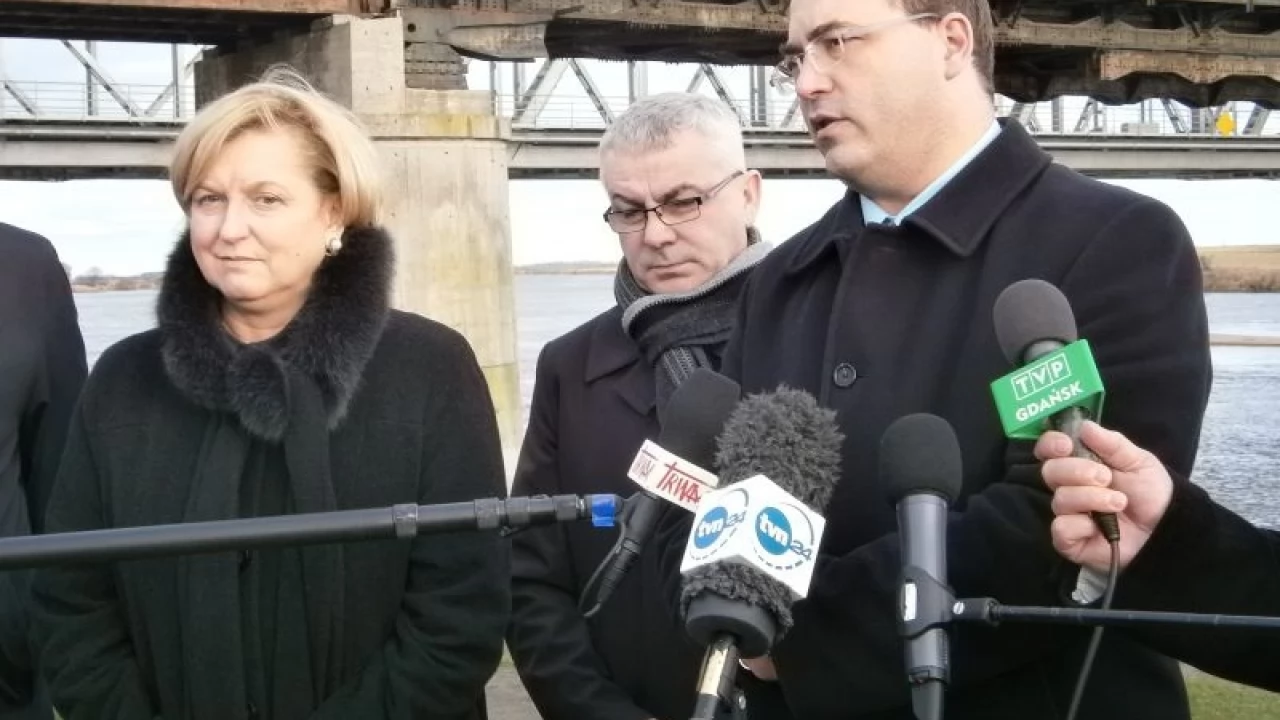 Anna Fotyga i Andrzej Jaworski (PiS) odwiedzili Tczew. Tematem spotkania - most