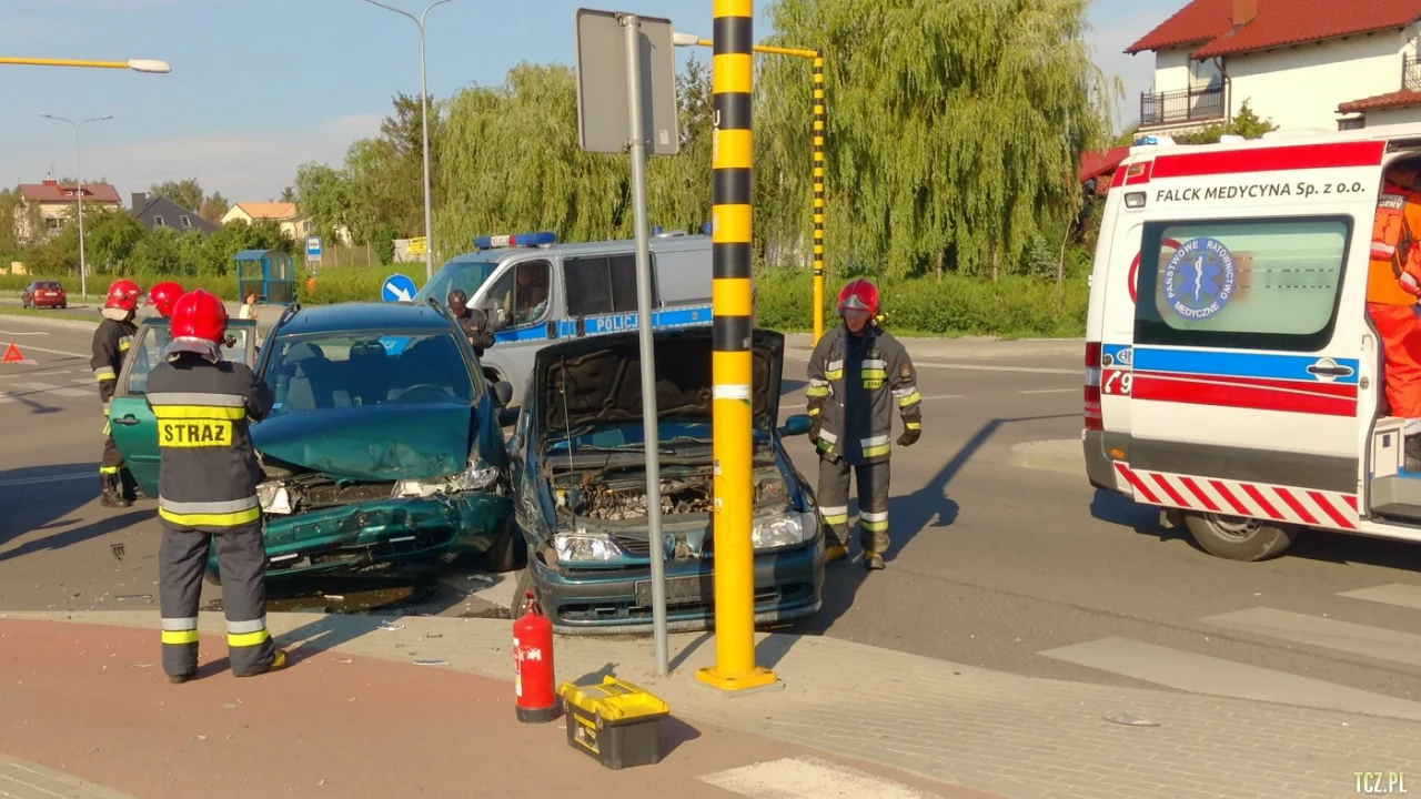 Kociewska/Żwirki. Zderzenie dwóch osobówek, w jednym z aut pięciolatek