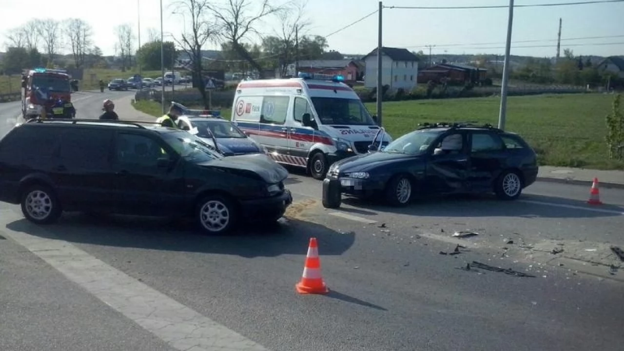 Szpęgawa. Dwie osoby ranne w wypadku