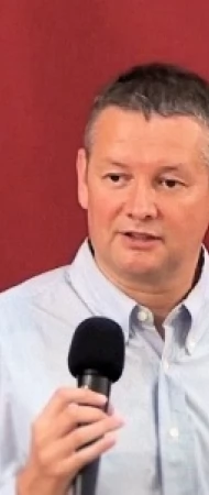 Profesor Marek Jan Chodakiewicz w Fabryce Sztuk