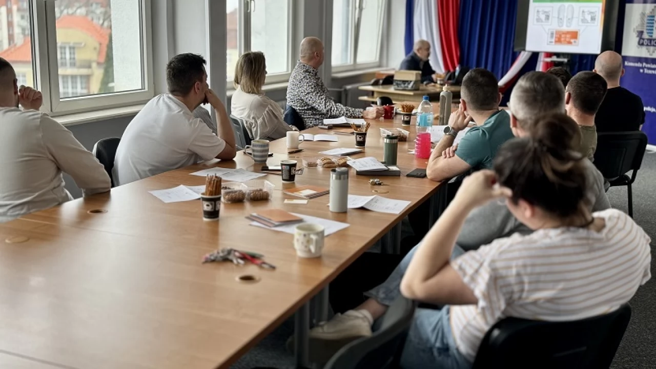 Szkolenie z "podróbek", by skuteczniej reagować na przestępstwa związane z nielegalnym obrotem towarami