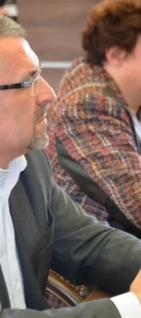 Mieczysław Matysiak (pierwszy z lewej) podczas kwietniowych obrad