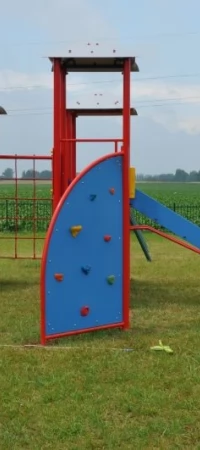 Nowy plac zabaw w Zajączkowie