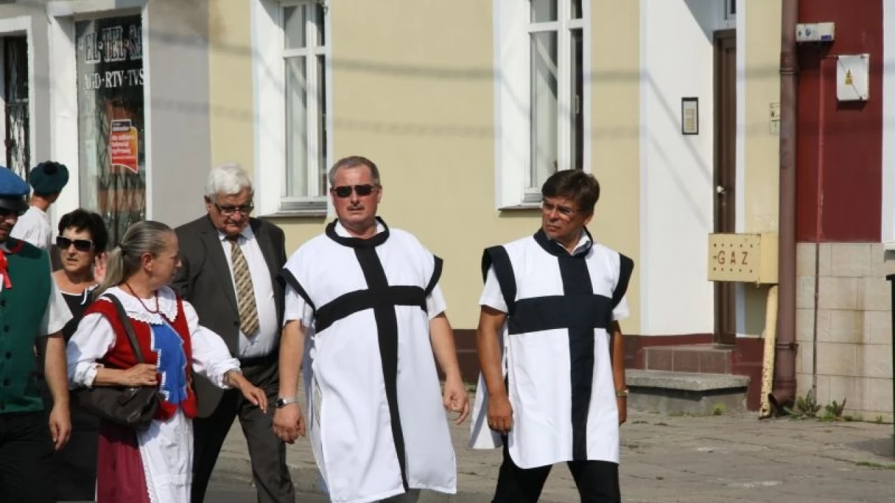 Rycerskie pojedynki z kociewskim folklorem - Krzyżacy kontra Kociewiacy w Nowem
