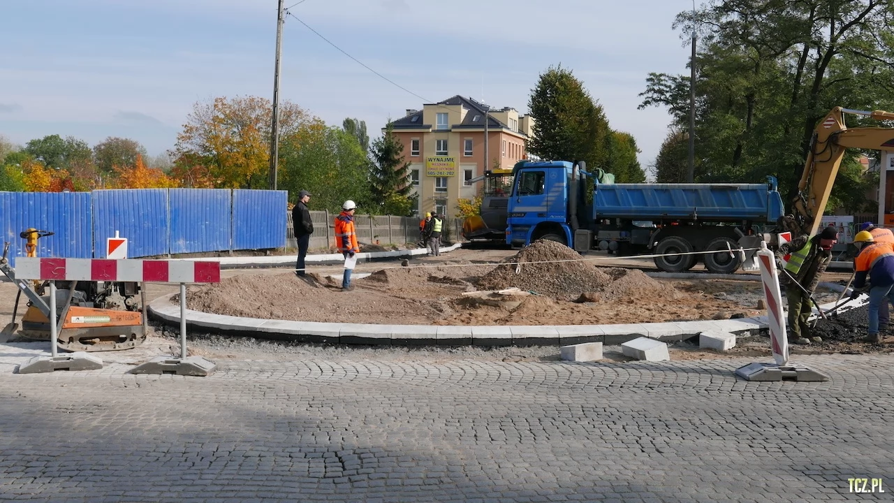 Coraz więcej propozycji na nazwanie nowych rond