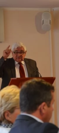 Starosta Józef Puczyński podkreślał na sesji, że nie będzie pośpiechu ws. prywatyzacji szpitala