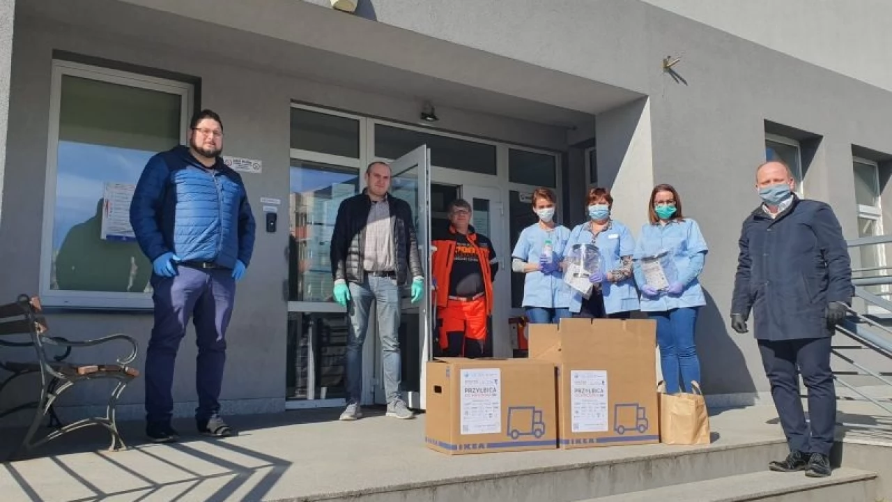 Gniew. Przełbice dla pracowników służb medycznych i policji