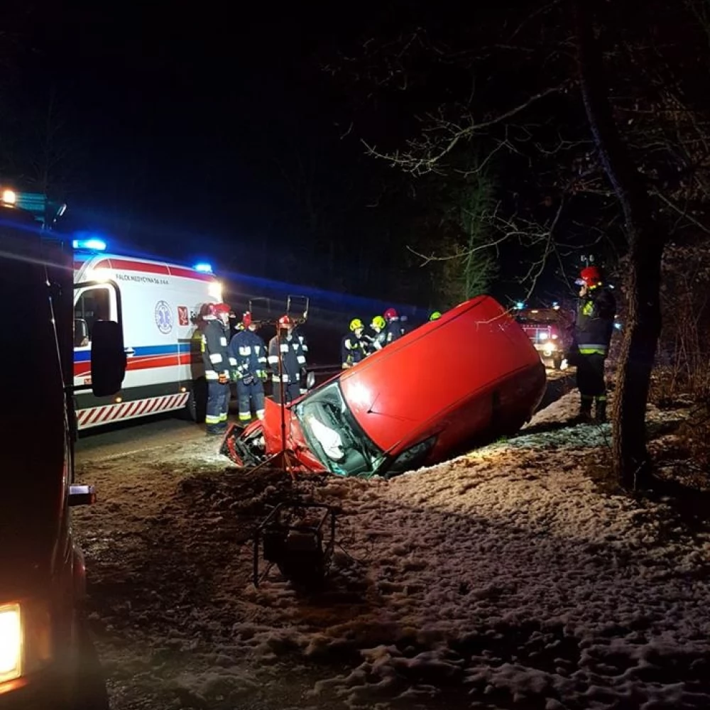 Dwie osoby ranne w wypadku w okolicy Swarożyna