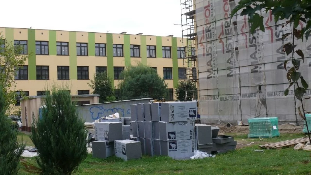 Trwa docieplanie tczewskich szkół - koniec prac jesienią