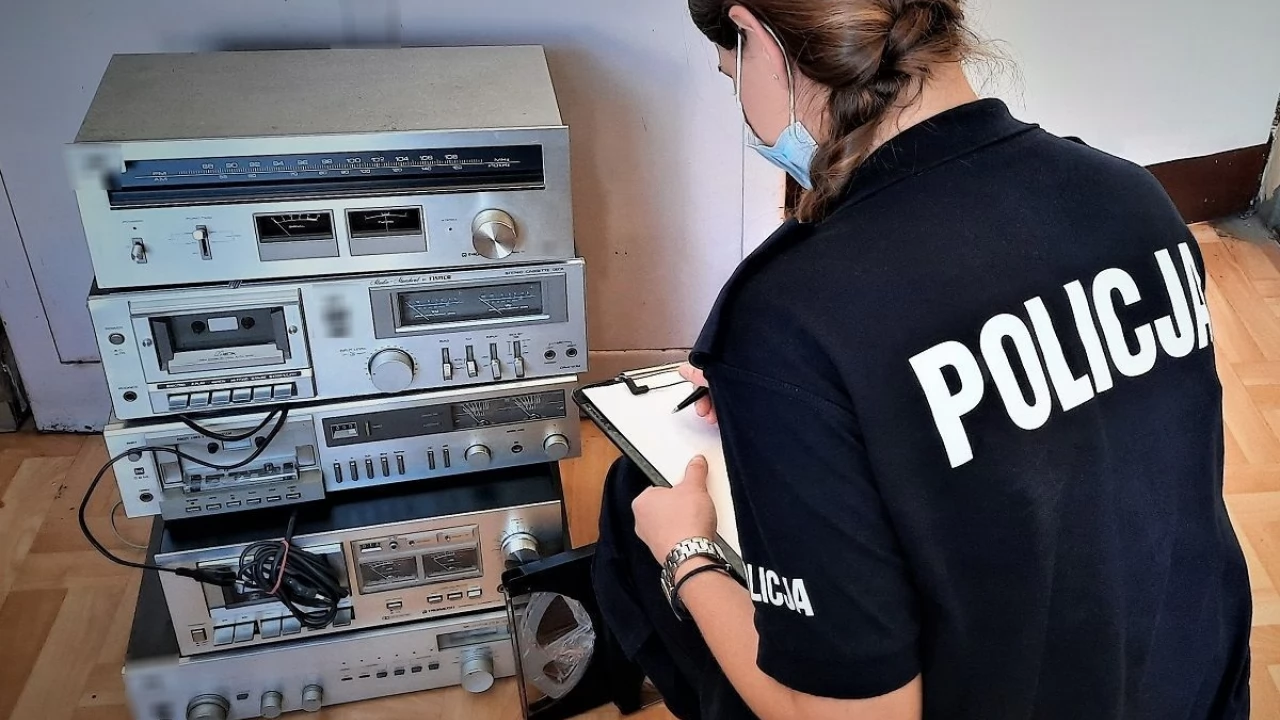36-latek odpowie za dwa włamania