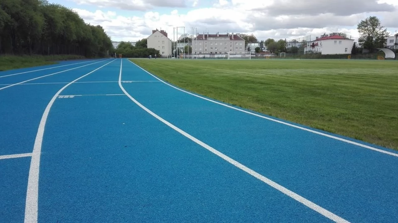 Jest wykonawca II etapu budowy stadionu lekkoatletycznego