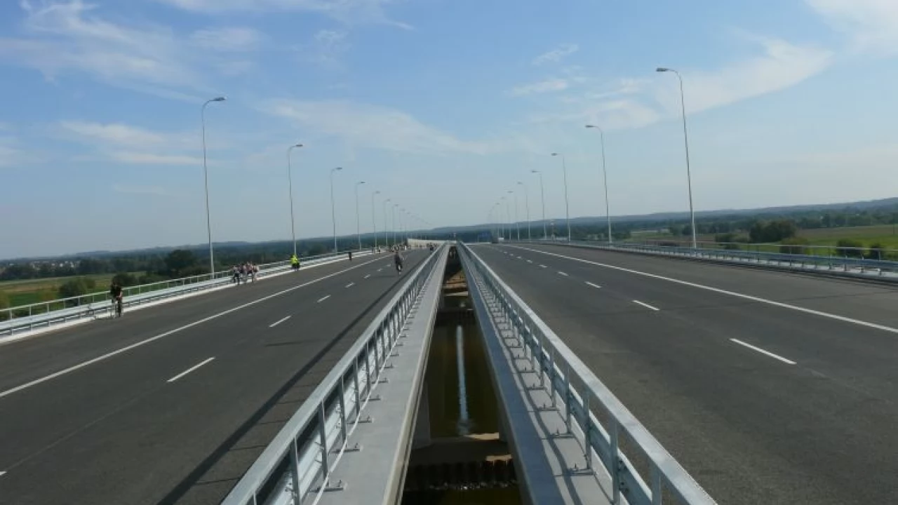 Autostrada A1 dłuższa o 85 km - krótsza podróż na południe