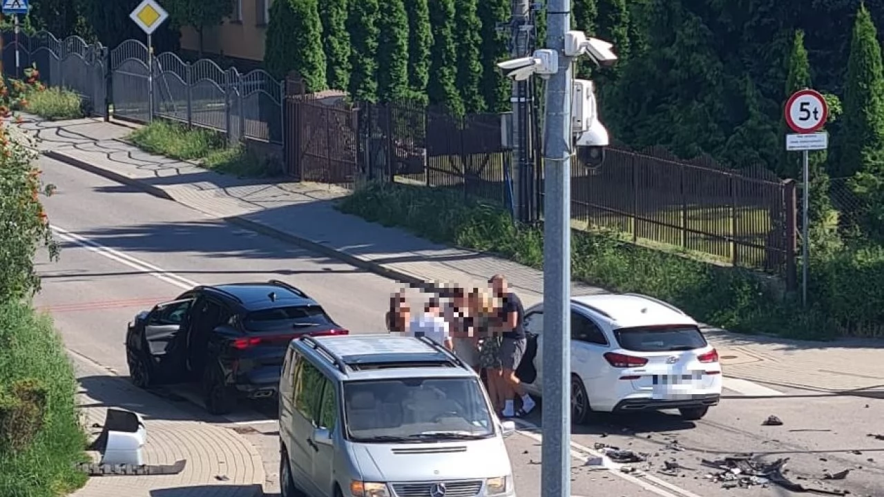 Kolizja na skrzyżowaniu Kociewskiej i Żwirki