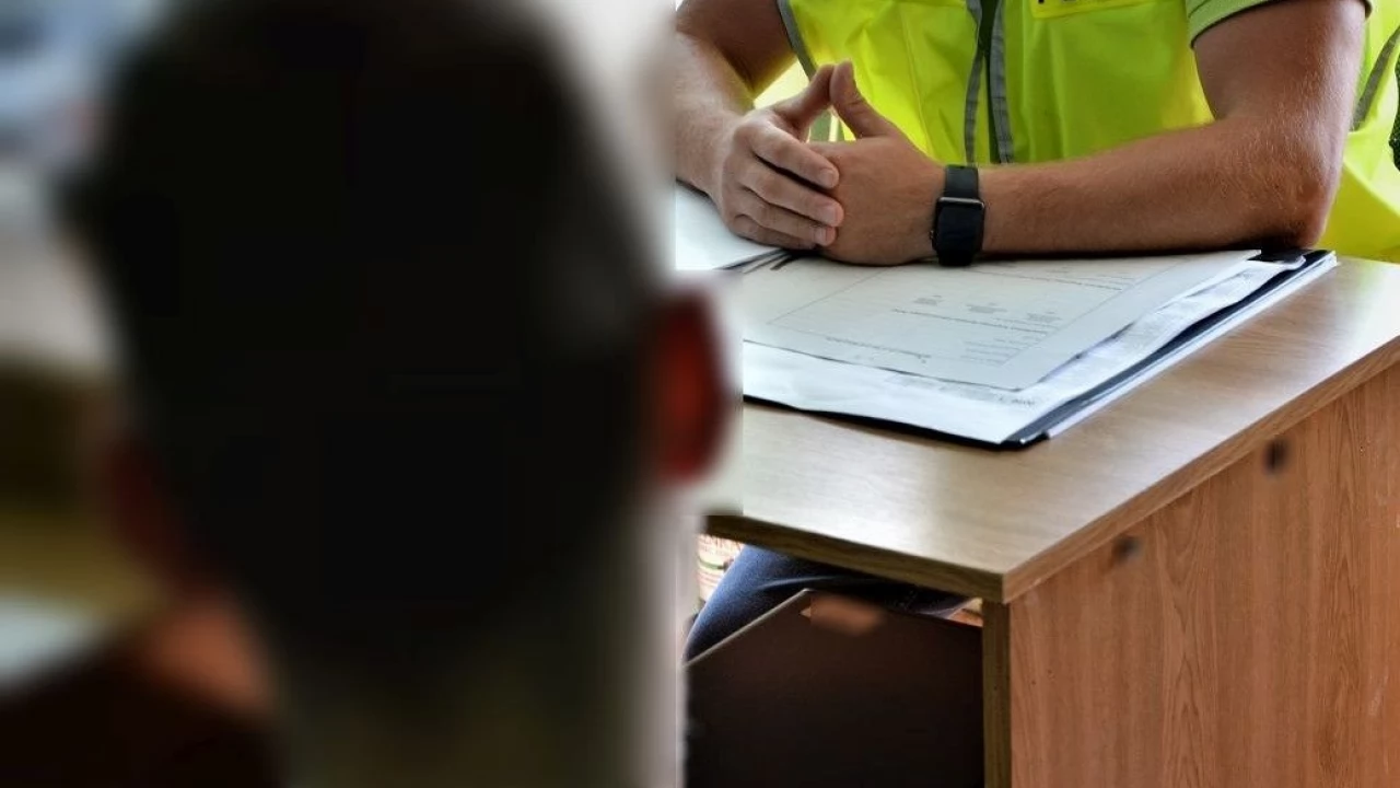 21-latek odpowie za kradzież 13 koszulek