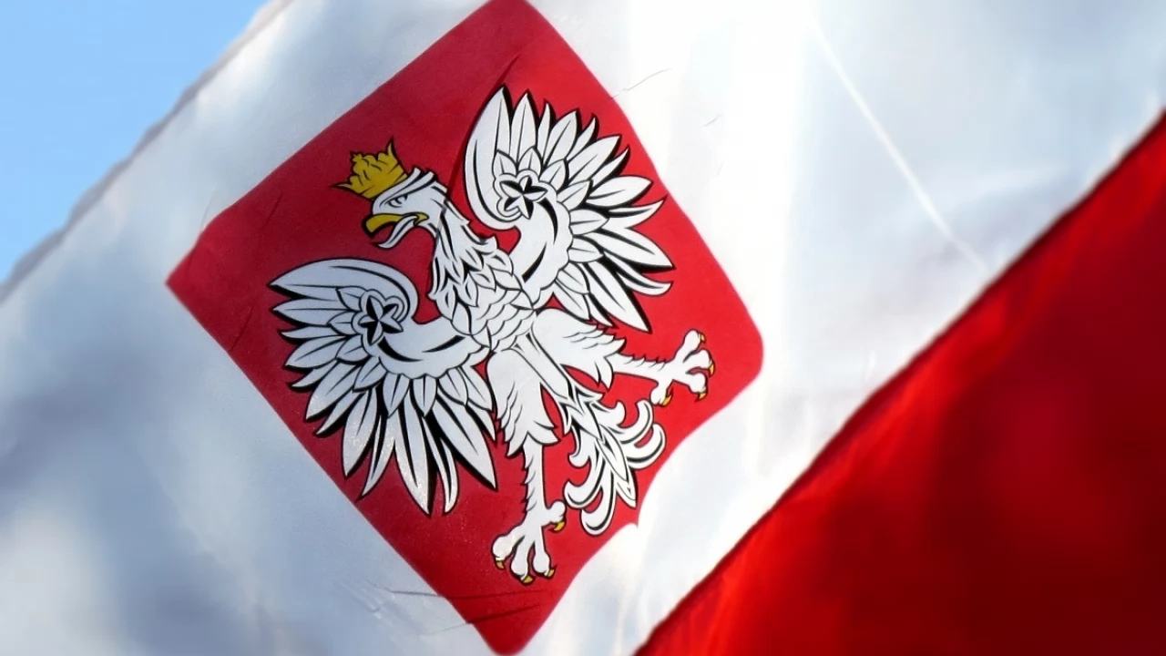 2 maja nie zapomnij o fladze!