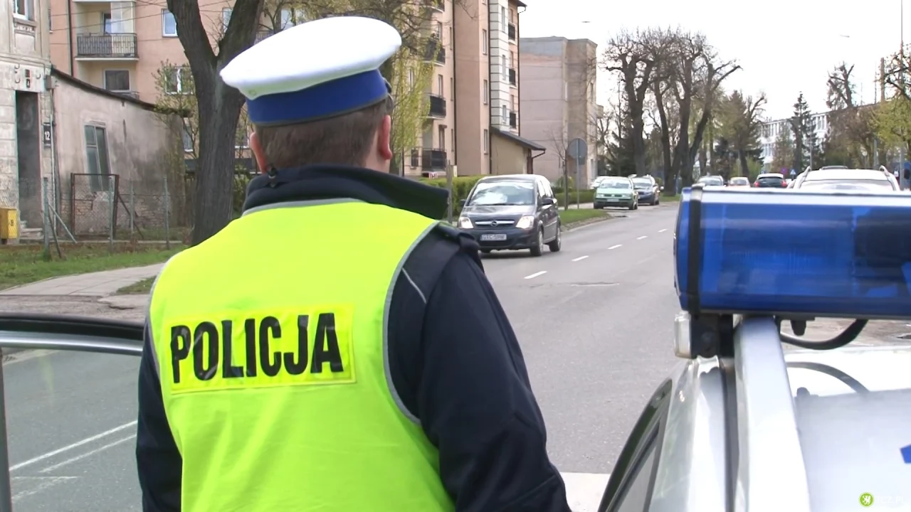 Policjanci szukają chętnych do podjęcia służby