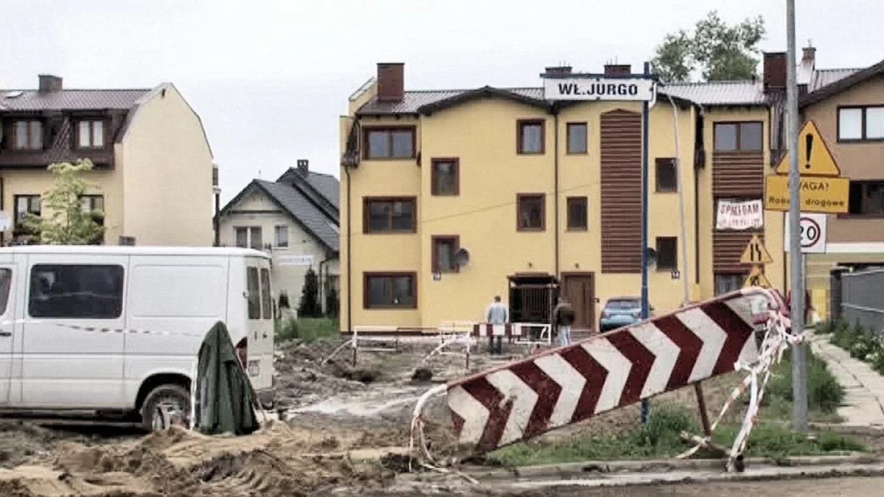 Mieszkańcy ul. Obrońców Tczewa narzekają na utrudnienia podczas remontu
