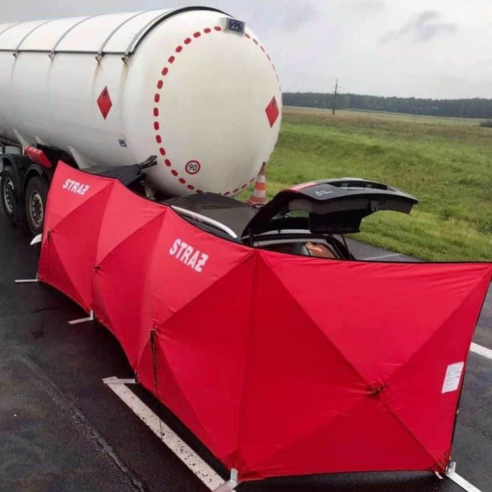 Tragedia na A1. Zderzenie cysterny i osobówki