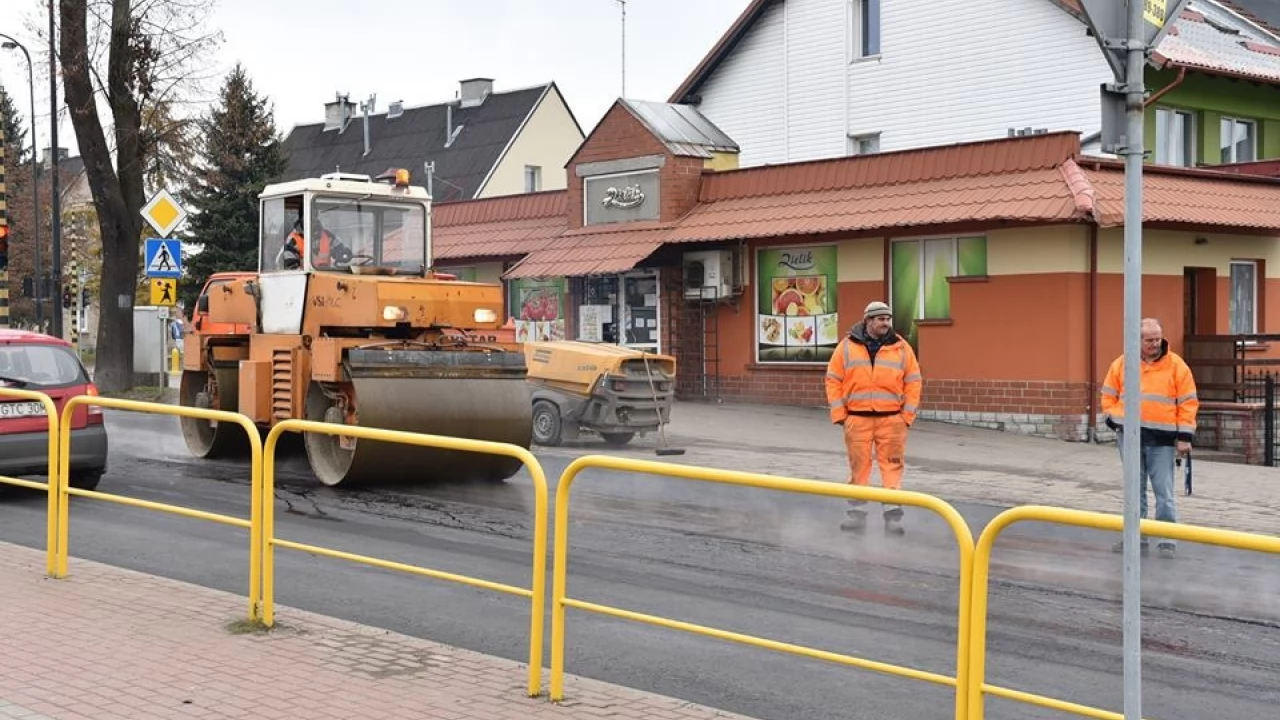 Drogi przed zimą połatane